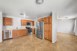 648 E 10th Dr, Mesa, AZ 85204 - Photo 4
