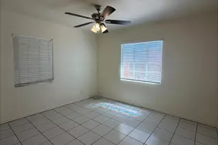 7221 N 26th Dr, Phoenix, AZ 85051 - Photo 8