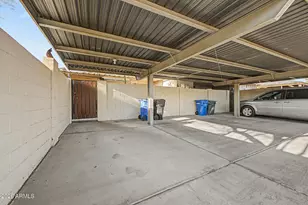 1735 W Claremont St, Phoenix, AZ 85015 - Photo 32
