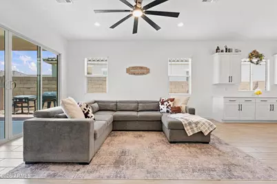 18194 W Watkins Street, Goodyear, AZ 85338 - Photo 6