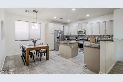 18211 W Eva Street, Waddell, AZ 85355 - Photo 10