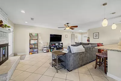 4061 E Karen Drive, Phoenix, AZ 85032 - Photo 4