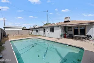 3401 W Laurel Ln, Phoenix, AZ 85029 - Photo 12