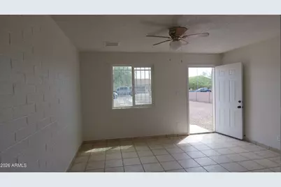 2520 E Chipman Road, Phoenix, AZ 85040 - Photo 10