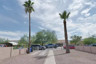 2520 E Chipman Rd, Phoenix, AZ 85040 - Photo 22