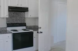 2520 E Chipman Rd, Phoenix, AZ 85040 - Photo 6