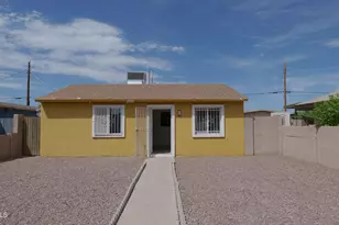 2520 E Chipman Rd, Phoenix, AZ 85040 - Photo 2