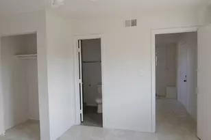2520 E Chipman Rd, Phoenix, AZ 85040 - Photo 14