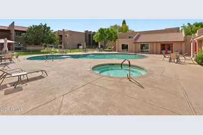 5525 E Thomas Road #R16, Phoenix, AZ 85018 - Photo 18