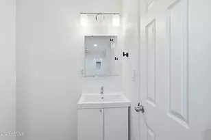 7214 N 21st Ave, Phoenix, AZ 85021 - Photo 18