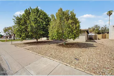 3944 W Redfield Road, Phoenix, AZ 85053 - Photo 2