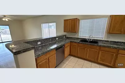 2213 W Carolina Drive, Phoenix, AZ 85023 - Photo 8