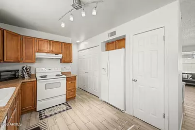 619 E Jensen Street #32, Mesa, AZ 85203 - Photo 8