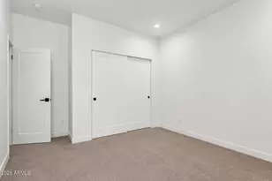 2826 N 28th Pl, Phoenix, AZ 85008 - Photo 10