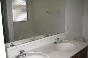 8521 N 64th Dr, Glendale, AZ 85302 - Photo 4