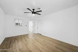 830 E Turney Ave, Phoenix, AZ 85014 - Photo 14