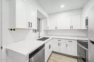 830 E Turney Ave, Phoenix, AZ 85014 - Photo 6