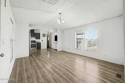 303 E South Mountain Avenue #88, Phoenix, AZ 85042 - Photo 1