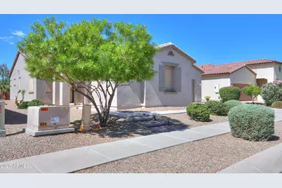 305 N Rainbow Way, Casa Grande, AZ 85194 - Photo 2