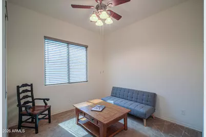 305 N Rainbow Way, Casa Grande, AZ 85194 - Photo 10