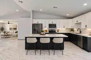4606 S Dorsey Ln, Tempe, AZ 85282 - Photo 12