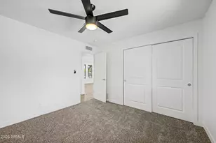 6416 E Holiday Dr, Mesa, AZ 85215 - Photo 14