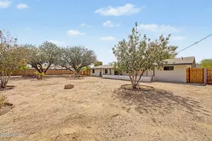 6416 E Holiday Dr, Mesa, AZ 85215 - Photo 30