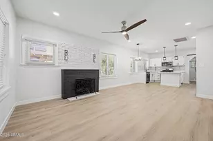 2037 N Mitchell St, Phoenix, AZ 85006 - Photo 4
