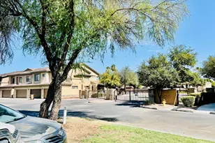 705 W Queen Creek Rd, Chandler, AZ 85248 - Photo 30