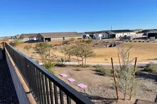 17401 W Red Fox Rd, Surprise, AZ 85387 - Photo 38