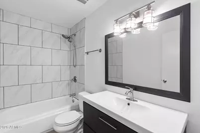 5525 E Thomas Road #C4, Phoenix, AZ 85018 - Photo 20