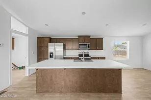 7016 W Wanda Lynn Ln, Peoria, AZ 85382 - Photo 6