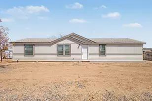 7016 W Wanda Lynn Ln, Peoria, AZ 85382 - Photo 2