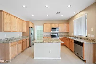 2684 E Birchwood Place, Chandler, AZ 85249 - Photo 8