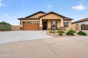 22148 E Pecan Ln, Queen Creek, AZ 85142 - Photo 2