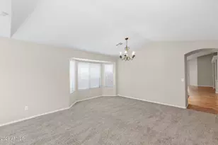 4525 S 26th Dr, Phoenix, AZ 85041 - Photo 6