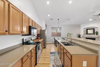 16924 W Stevenage Street, Surprise, AZ 85374 - Photo 10