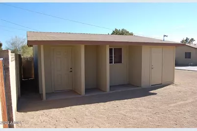 2640 E Captain Dreyfus Avenue, Phoenix, AZ 85032 - Photo 24