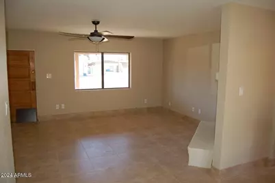 2640 E Captain Dreyfus Avenue, Phoenix, AZ 85032 - Photo 6