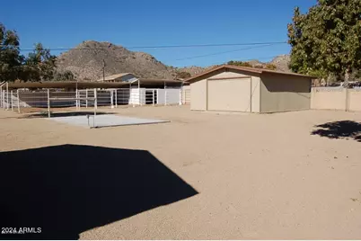 2640 E Captain Dreyfus Avenue, Phoenix, AZ 85032 - Photo 2