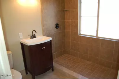 2640 E Captain Dreyfus Avenue, Phoenix, AZ 85032 - Photo 12