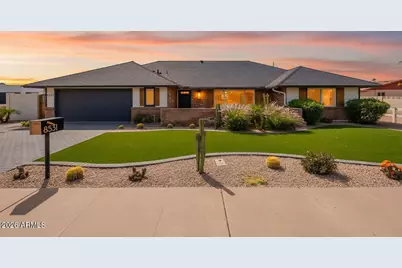 8531 E Monterey Way, Scottsdale, AZ 85251 - Photo 1