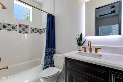 4019 E Devonshire Avenue, Phoenix, AZ 85018 - Photo 24