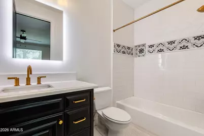 4019 E Devonshire Avenue, Phoenix, AZ 85018 - Photo 18