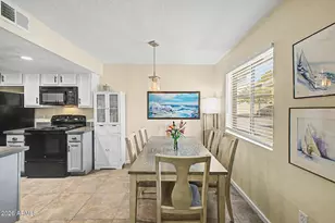 3402 N 32nd St, Phoenix, AZ 85018 - Photo 6
