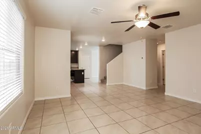 8223 W Odeum Lane, Phoenix, AZ 85043 - Photo 6