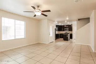 8223 West Odeum Ln, Phoenix, AZ 85043 - Photo 8