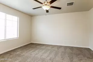 8223 West Odeum Ln, Phoenix, AZ 85043 - Photo 14