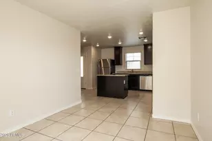 8223 West Odeum Ln, Phoenix, AZ 85043 - Photo 10