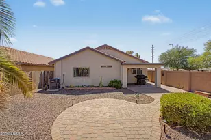 25874 W Whyman St, Buckeye, AZ 85326 - Photo 30